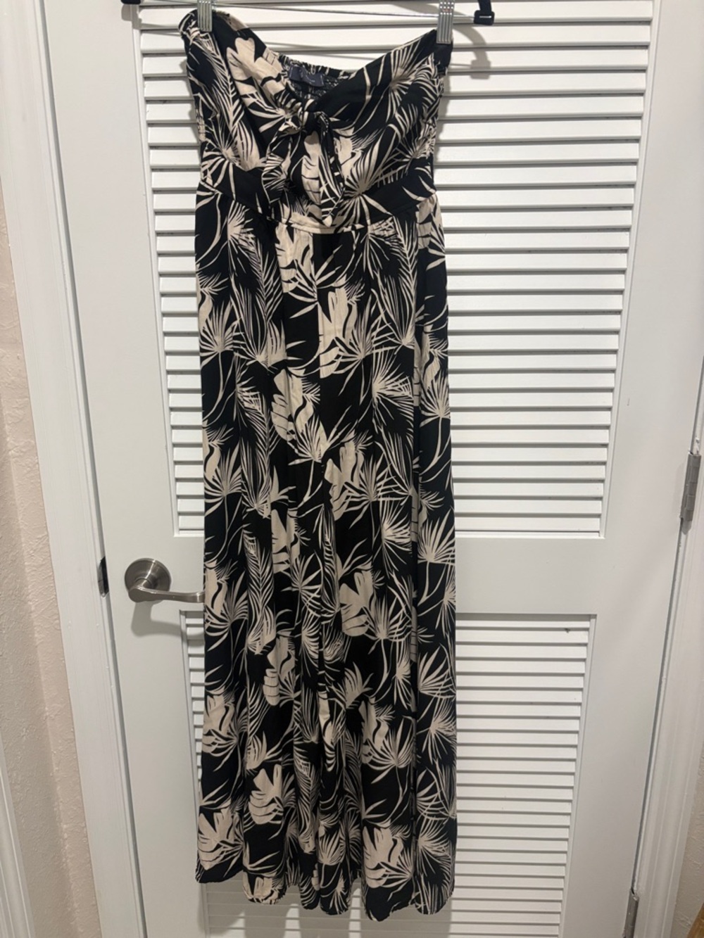Black & Cream Tropical Print Strapless jumpsuit
